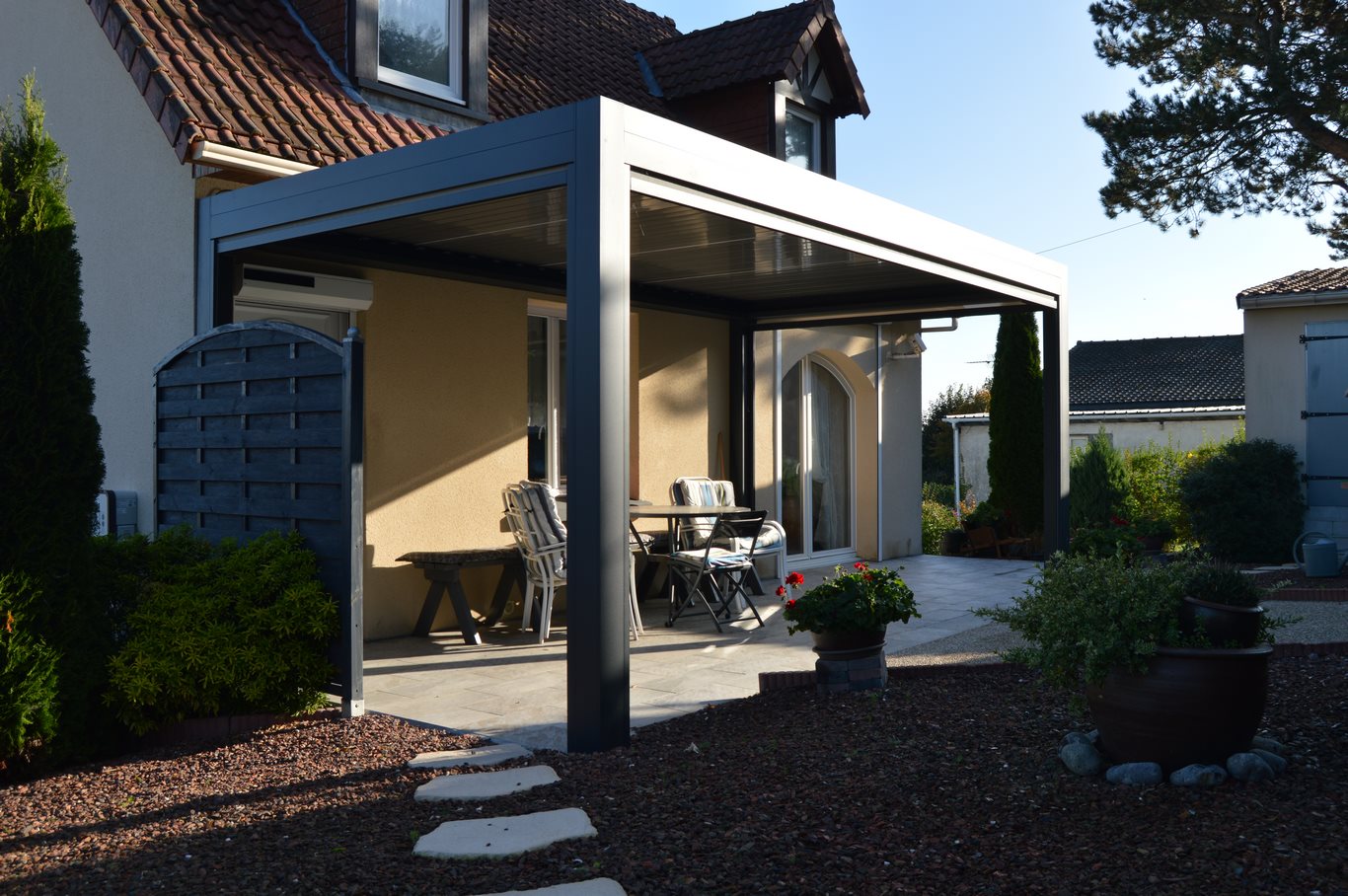 Aménagement extérieur, pergolas et portails sur mesure